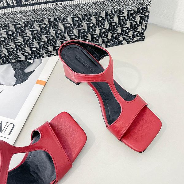 sandals summer fashion simple daily low heel set foot casual outdoor non-slip one-word buckle slippers size 34-39 wholesale, Black
sandals summer fashion simple daily low heel set foot casual outdoor non-slip one-word buckle slippers size 34-39 wholesale, Black