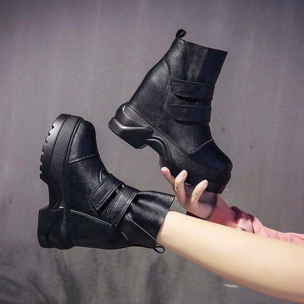 dress shoes 2021 autumn winter increase ankle women fashion snow boots warm round head casual 34-40, Black
dress shoes 2021 autumn winter increase ankle women fashion snow boots warm round head casual 34-40, Black