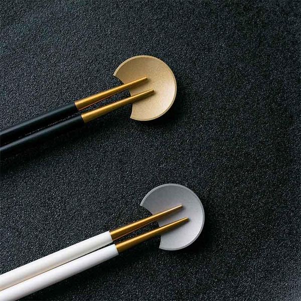chopsticks 1 pcs square pillow portable kitchen tools stainless steel round crescent shaped spoon table decoration
chopsticks 1 pcs square pillow portable kitchen tools stainless steel round crescent shaped spoon table decoration