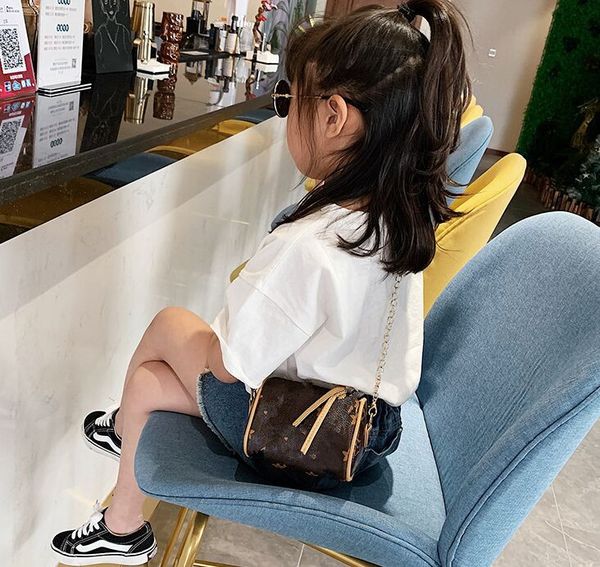 kids handbags print mini purse shoulder bag baby teenager children girls pu messenger gold chain bags christmas gift, Black
kids handbags print mini purse shoulder bag baby teenager children girls pu messenger gold chain bags christmas gift, Black