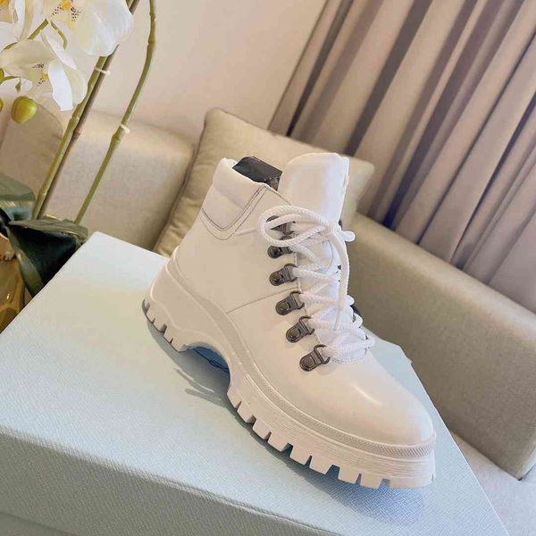 luxury designer boots women metal button chain shoes leather low heel high heels boot winter fdd prrada, Black
luxury designer boots women metal button chain shoes leather low heel high heels boot winter fdd prrada, Black