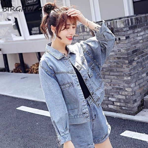 women's jackets woman's denim jacket 2021 autumn korean long sleeve coat vintage short single-breasted turndown collar, Black;brown
women's jackets woman's denim jacket 2021 autumn korean long sleeve coat vintage short single-breasted turndown collar, Black;brown