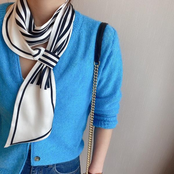 scarves elegant small vintage skinny immitation silk collar scarf hair band women head neck fashion print office foulard, Blue;gray
scarves elegant small vintage skinny immitation silk collar scarf hair band women head neck fashion print office foulard, Blue;gray
