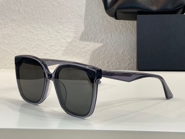 sunglasses for men women fashion style burty anti-ultraviolet retro plate full frame eyeglasses random box, White;black
sunglasses for men women fashion style burty anti-ultraviolet retro plate full frame eyeglasses random box, White;black