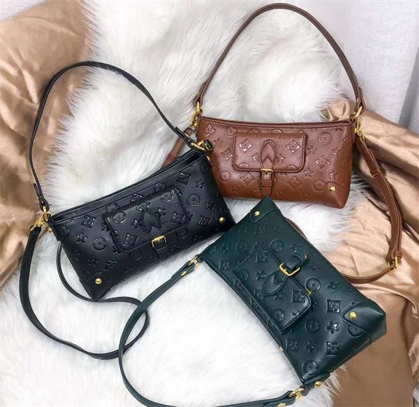 designers duffel bags 45cm 55cm luxury large capacity travel sale women men genuine leather shoulder fashion bag carry rivets with lock head
designers duffel bags 45cm 55cm luxury large capacity travel sale women men genuine leather shoulder fashion bag carry rivets with lock head