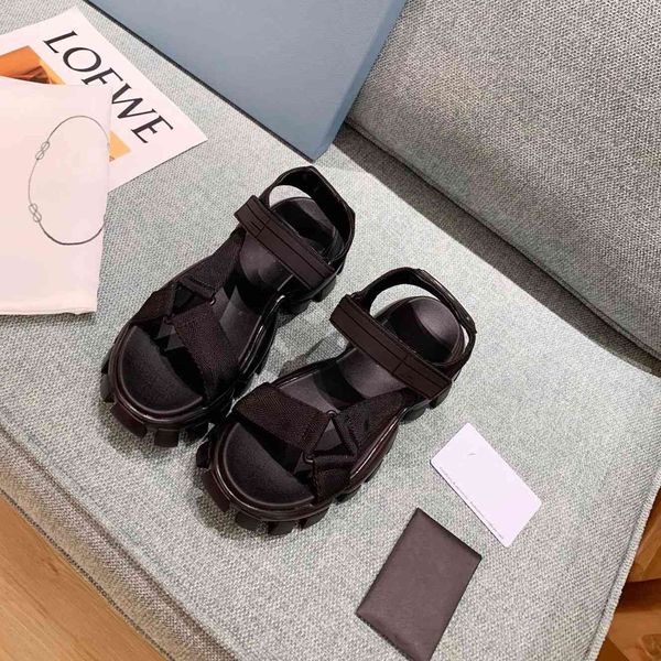 sandals slippers 2021 summer new thick soled sandals women's fashion serrated sports sandals muffin high roman shoes zlykh7z, Black 
sandals slippers 2021 summer new thick soled sandals women's fashion serrated sports sandals muffin high roman shoes zlykh7z, Black