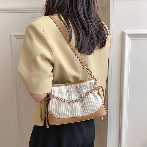 evening bags fashion pleated shoulder for women 2021 chain totesr solid color female cloud messenger handbag
evening bags fashion pleated shoulder for women 2021 chain totesr solid color female cloud messenger handbag
