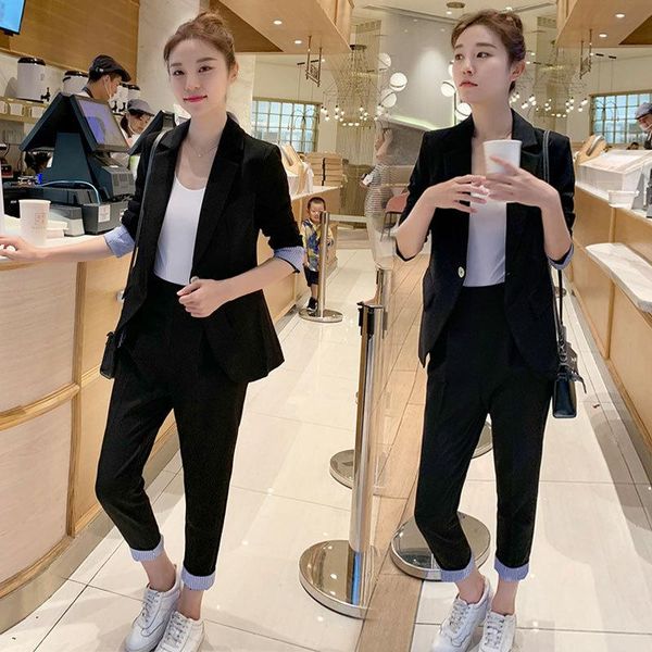 women's suits & blazers suit 2021 autumn casual fashion slim slimming comfortable solid color small two-piece clothing, White;black
women's suits & blazers suit 2021 autumn casual fashion slim slimming comfortable solid color small two-piece clothing, White;black