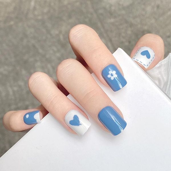 false nails short flat head cute student nail patch blue fresh flower, Red;gold
false nails short flat head cute student nail patch blue fresh flower, Red;gold