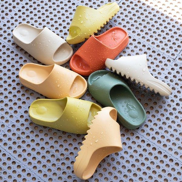 slippers summer men's sandals 2021 casual beach shoes graffiti simple thick bottom eva antiskid household, Black
slippers summer men's sandals 2021 casual beach shoes graffiti simple thick bottom eva antiskid household, Black