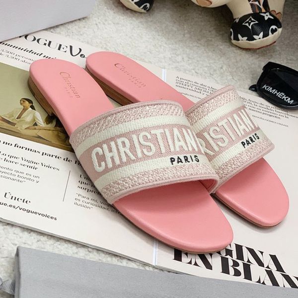 d family letter one line slipper female fashion versatile star same new embroidery flat slipper beach sandal female ysj, Black
d family letter one line slipper female fashion versatile star same new embroidery flat slipper beach sandal female ysj, Black