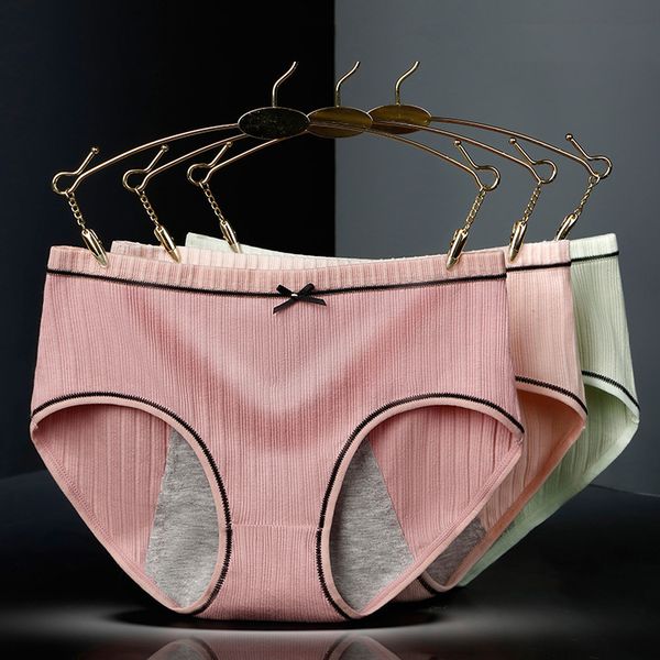 middle waist pure cotton physiological leak proof and breathable menstrual women's thread triangle safety underwear 631, Black;pink
middle waist pure cotton physiological leak proof and breathable menstrual women's thread triangle safety underwear 631, Black;pink
