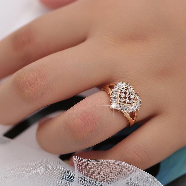 wedding rings j069 classic copper zircon big love luxury women's ring gift propose woman jewelry 2021, Slivery;golden
wedding rings j069 classic copper zircon big love luxury women's ring gift propose woman jewelry 2021, Slivery;golden