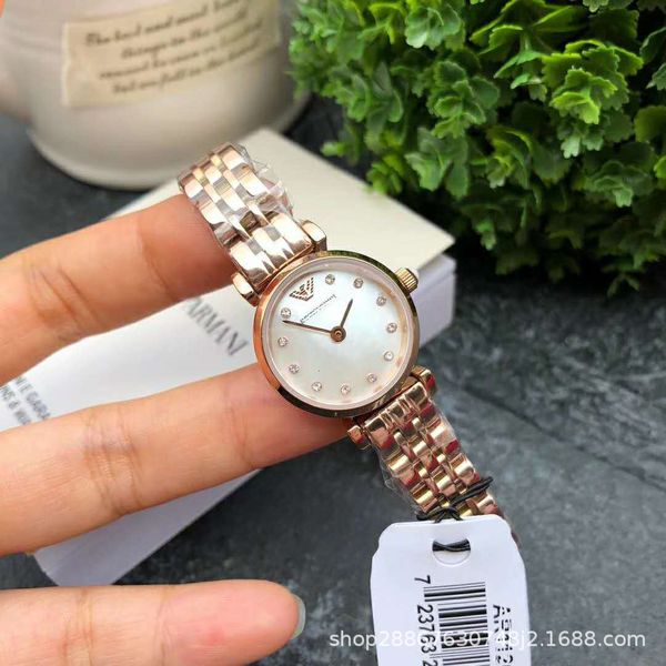 high grade lady's watch a pointer inlaid with diamond mani shell surface quartz ar11203, Slivery;brown
high grade lady's watch a pointer inlaid with diamond mani shell surface quartz ar11203, Slivery;brown