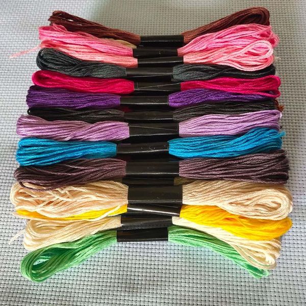 metallic embroidery machine thread kit cross stitch polyester threads sewing accessories md7 yarn, Black;white
metallic embroidery machine thread kit cross stitch polyester threads sewing accessories md7 yarn, Black;white