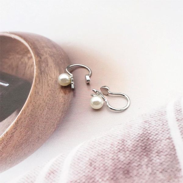 stud ch-1407 korean version of the girl sen series sweet no pierced pearl antler antlers earrings, Golden;silver
stud ch-1407 korean version of the girl sen series sweet no pierced pearl antler antlers earrings, Golden;silver