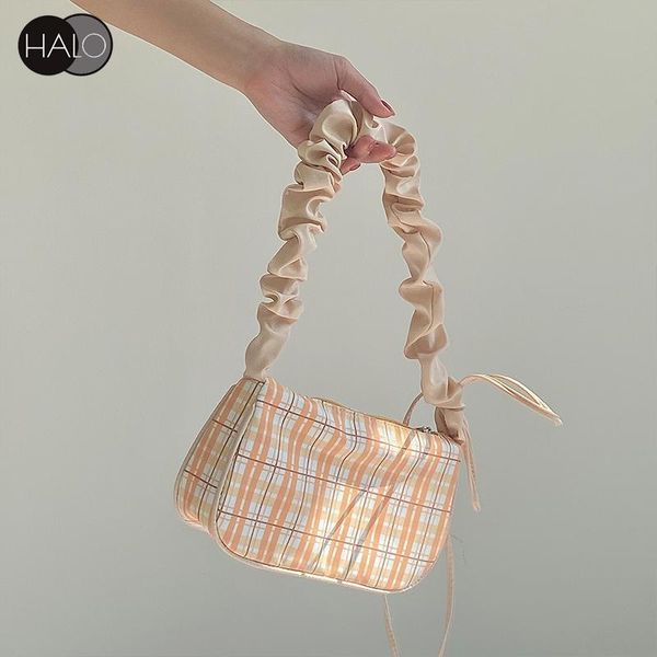 ladies vintage plaid nylon bags simple women fold handle 2021 fashion shoulder hand bag lady trend handbags purses
ladies vintage plaid nylon bags simple women fold handle 2021 fashion shoulder hand bag lady trend handbags purses