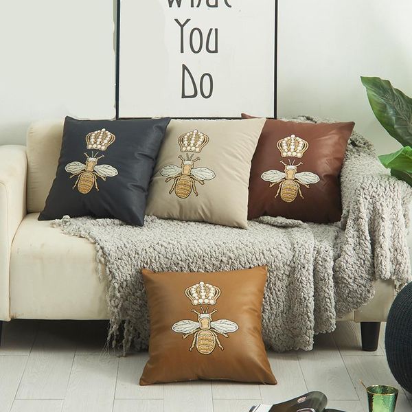 cushion/decorative pillow 45cm stereo printed bee crown pu leather cushion cover faux case brown/black/coffee/beige backrest
cushion/decorative pillow 45cm stereo printed bee crown pu leather cushion cover faux case brown/black/coffee/beige backrest