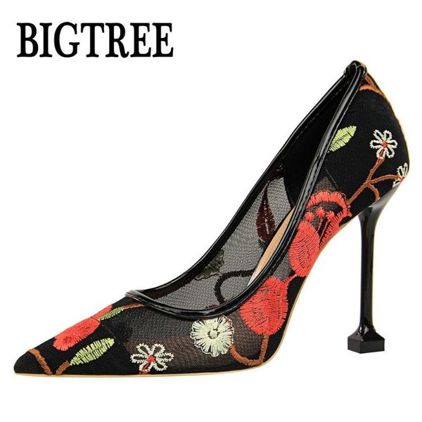 elegant high heel shallow mouth pointy flower embroidery mesh hollow out bud silk nightclub single shoes 17175 -1 dress, Black
elegant high heel shallow mouth pointy flower embroidery mesh hollow out bud silk nightclub single shoes 17175 -1 dress, Black