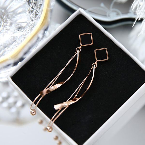 stud yun ruo 2021 fashion square tassel earring rose gold color woman birthday gift titanium steel jewelry never fade drop ship, Golden;silver
stud yun ruo 2021 fashion square tassel earring rose gold color woman birthday gift titanium steel jewelry never fade drop ship, Golden;silver