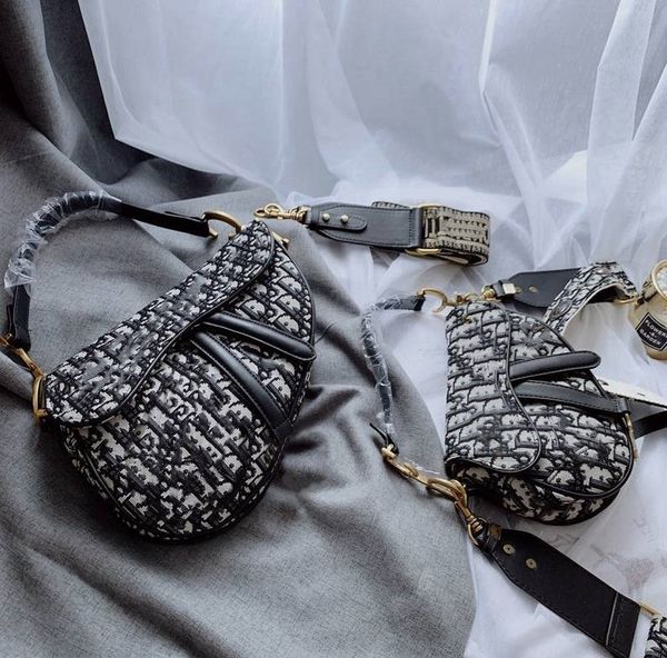 luxury brand shoulder bag womens clutch handbags purses leather handbag wallet tote women backpack bags -s3143, Red;black
luxury brand shoulder bag womens clutch handbags purses leather handbag wallet tote women backpack bags -s3143, Red;black