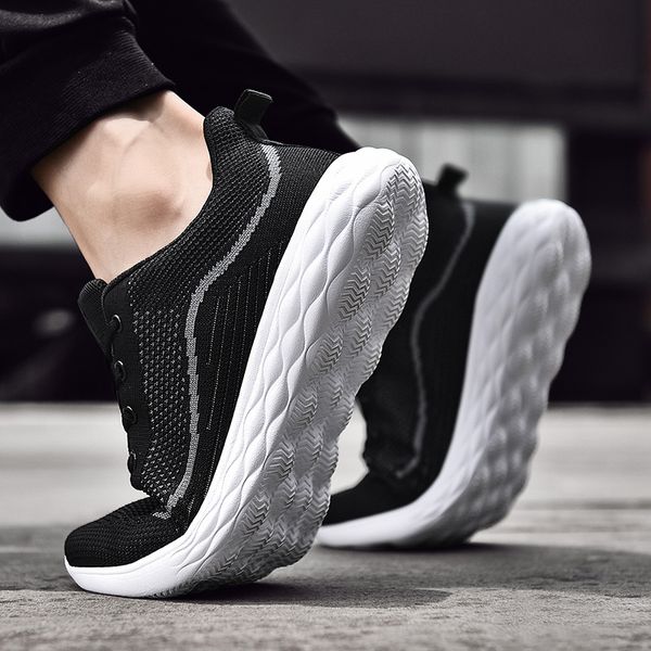 2021 summer women mens running shoes casual student outdoor sports sneakers red blue black size 38-46 code 50-0503
2021 summer women mens running shoes casual student outdoor sports sneakers red blue black size 38-46 code 50-0503
