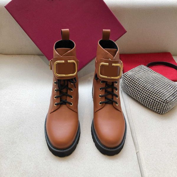 2021 r ladies winter motorcycle boot shoes women calfskin military boots fashion metal buckle thick soled martin booties shoe size 35-41, Black
2021 r ladies winter motorcycle boot shoes women calfskin military boots fashion metal buckle thick soled martin booties shoe size 35-41, Black