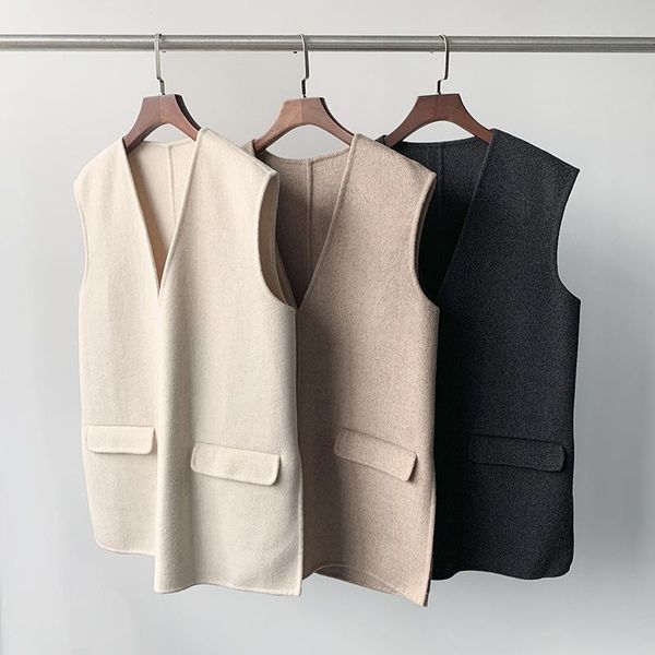 women's vests women deep v sleeveless vest coat wool and cashmere blended hem slit simple loose female outerwear, Black;white
women's vests women deep v sleeveless vest coat wool and cashmere blended hem slit simple loose female outerwear, Black;white