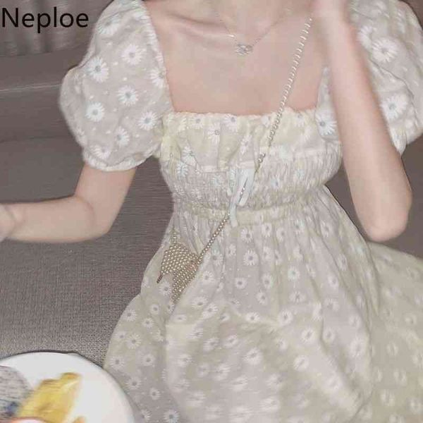 neploe dress for women summer puff sleeve pleated slim waist dresses korean sweet square collar elegant little daisy vestidos 210422, Black;gray
neploe dress for women summer puff sleeve pleated slim waist dresses korean sweet square collar elegant little daisy vestidos 210422, Black;gray