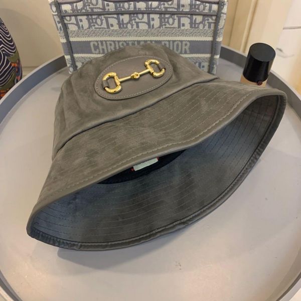 autumn and winter velvet luxury brand hat female and male star double g family basin hat / fisherman hat fashion, Blue;gray
autumn and winter velvet luxury brand hat female and male star double g family basin hat / fisherman hat fashion, Blue;gray