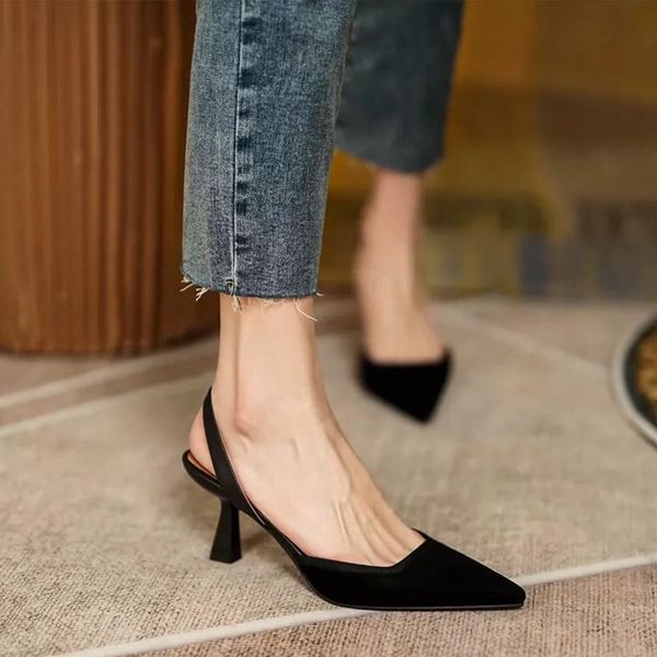 women sandals pointed toe low heel back strap female shoes frosting vintage casual strange style ladies footwear 2021 summer, Black
women sandals pointed toe low heel back strap female shoes frosting vintage casual strange style ladies footwear 2021 summer, Black