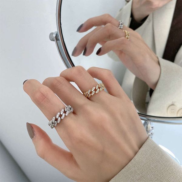 minority temperament micro inlaid zircon metal chain female korean simple versatile cold wind ring, Black
minority temperament micro inlaid zircon metal chain female korean simple versatile cold wind ring, Black