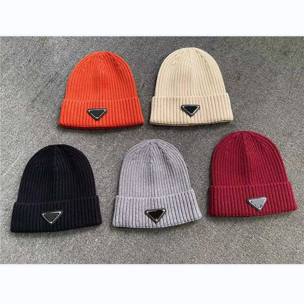 2021 new style luxury knit cap winter four seasons collocation men women through fashion street wool hat wholesale 5 color, Blue;gray
2021 new style luxury knit cap winter four seasons collocation men women through fashion street wool hat wholesale 5 color, Blue;gray