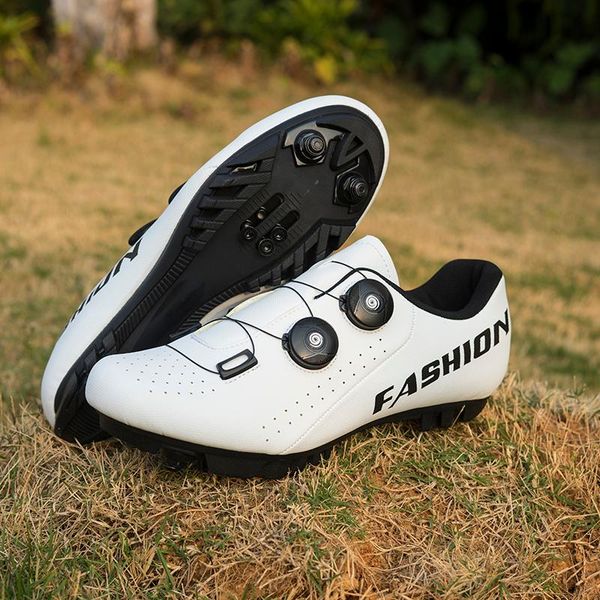 road bike shoes sneakers white professional mountain breathable bicycle racing self-locking sole cycling footwear, Black
road bike shoes sneakers white professional mountain breathable bicycle racing self-locking sole cycling footwear, Black