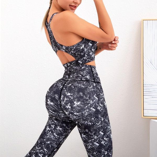 print yoga workout set women fitness clothing sportswear hollow gym suit sport outfit for woman active wear 2 piece
print yoga workout set women fitness clothing sportswear hollow gym suit sport outfit for woman active wear 2 piece