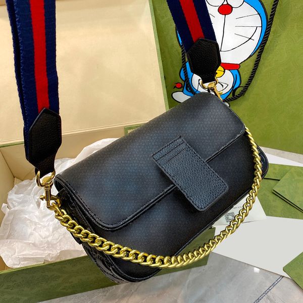 wholesale women shoulder bags genuine leather chest pack lady tote chains handbag presbyopic purse bag handbags purses with the original box
wholesale women shoulder bags genuine leather chest pack lady tote chains handbag presbyopic purse bag handbags purses with the original box