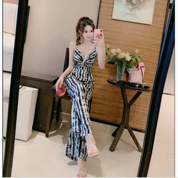 summer leopard silk slippery straight women jumpsuits leg wide pants straps v neck slimming mopping, Black;white
summer leopard silk slippery straight women jumpsuits leg wide pants straps v neck slimming mopping, Black;white