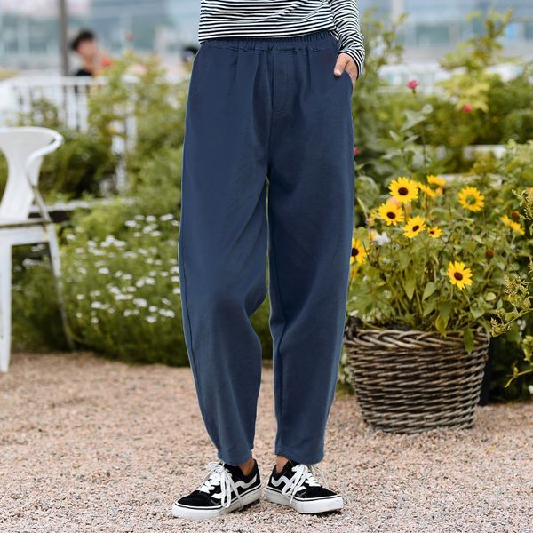 johnature women high waist casual denim pants solid color autumn pockets female loose korean style harem pants 210521, Black;white
johnature women high waist casual denim pants solid color autumn pockets female loose korean style harem pants 210521, Black;white