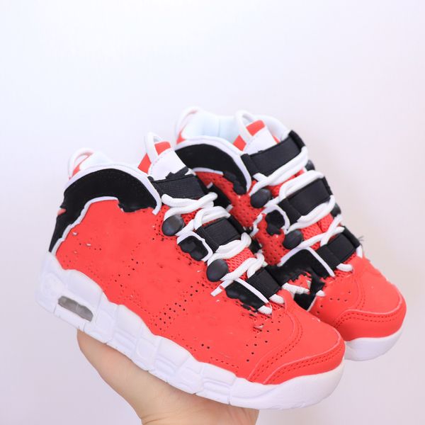 2022 new blue black white red ball night children's sports shoes tennis children multifunctional sports 
2022 new blue black white red ball night children's sports shoes tennis children multifunctional sports