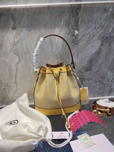 women luxurys designers bags 2021 tb organ chain strip small square litc crossbody bag totes designer handbag purse wallet handbags tote 26h
women luxurys designers bags 2021 tb organ chain strip small square litc crossbody bag totes designer handbag purse wallet handbags tote 26h