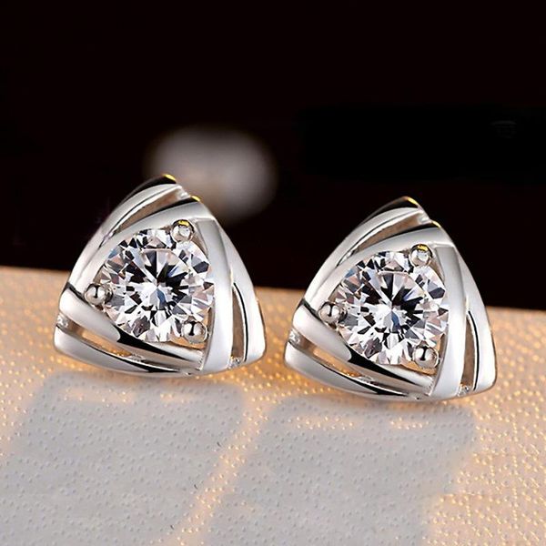 stud 2021 fashion earrings women's jewelry triangle crystal love simple and original, Golden;silver
stud 2021 fashion earrings women's jewelry triangle crystal love simple and original, Golden;silver