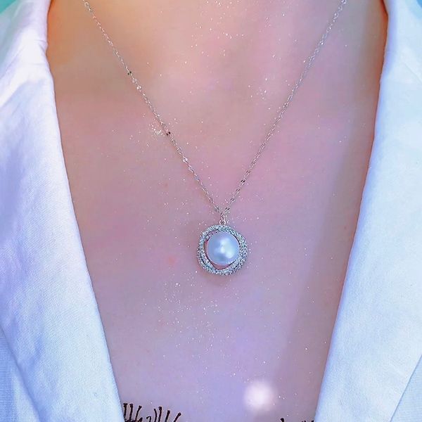 xianlan163 pearl pendant necklace temperament female niche design sense of delicate new ins in 2021 contracted cold wind collarbon, Silver
xianlan163 pearl pendant necklace temperament female niche design sense of delicate new ins in 2021 contracted cold wind collarbon, Silver