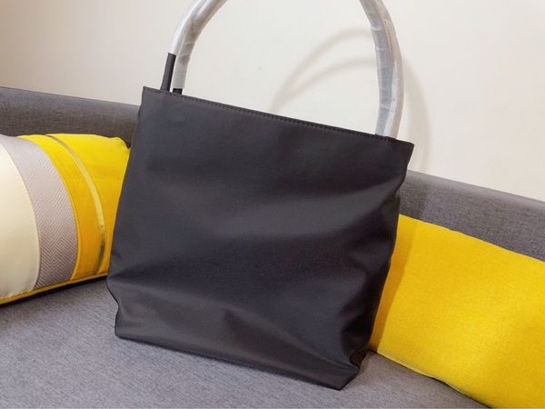 akend marc snapsp tote family bags 2021 onthego c szbags888bag g saddle bag hobo medieval underarm women' tb telfar zhouzhoubao123 f, Black
akend marc snapsp tote family bags 2021 onthego c szbags888bag g saddle bag hobo medieval underarm women' tb telfar zhouzhoubao123 f, Black