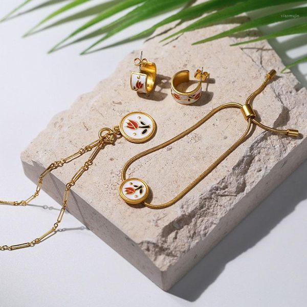 earrings & necklace glaze process and bracelet jewelry set coin pendant choker lily foral for women, Silver
earrings & necklace glaze process and bracelet jewelry set coin pendant choker lily foral for women, Silver