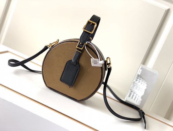 2021 luxurys designers bags messenger bag men women totes fashion vintage printing letter shoulder classic crossbody 43514-1
2021 luxurys designers bags messenger bag men women totes fashion vintage printing letter shoulder classic crossbody 43514-1