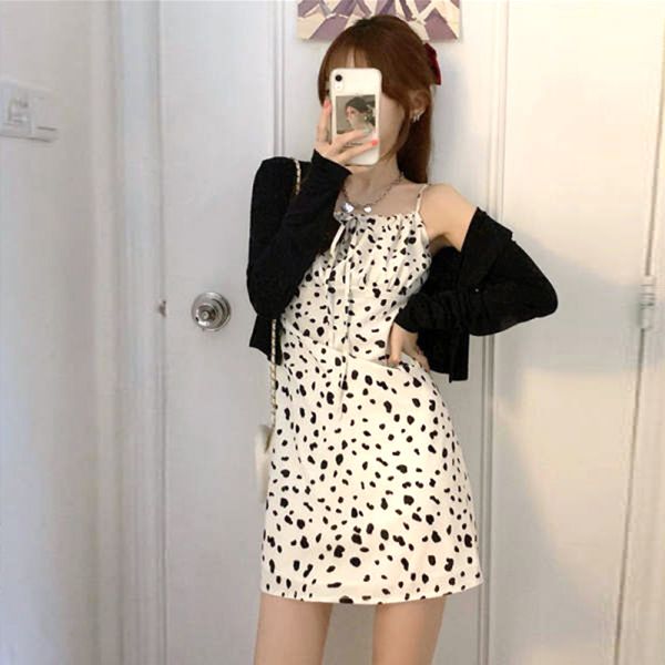 cow pattern woman dress spaghetti strap dresses 2021 summer new fashion a-line clothing slash neck girls white sundress, Black;gray
cow pattern woman dress spaghetti strap dresses 2021 summer new fashion a-line clothing slash neck girls white sundress, Black;gray