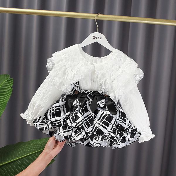 girl's dresses spring teenager girls 2-pcs sets white pearl lace shirts + sling black skirt children fashion clothes e1138 ewb2, Red;yellow
girl's dresses spring teenager girls 2-pcs sets white pearl lace shirts + sling black skirt children fashion clothes e1138 ewb2, Red;yellow
