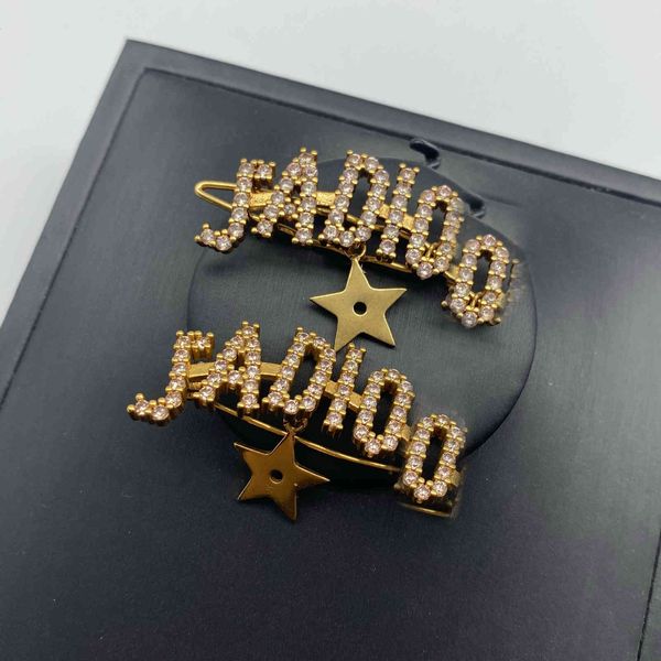 classic diamond star letter hairpin personality versatile hair accessories women's super sweet brooch, Gray
classic diamond star letter hairpin personality versatile hair accessories women's super sweet brooch, Gray