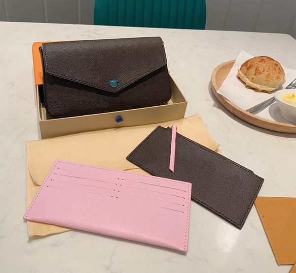 three-piece wallet brown letter flower leather fashion chain shoulder bag handbag mini wallet card bag fashion bag with box
three-piece wallet brown letter flower leather fashion chain shoulder bag handbag mini wallet card bag fashion bag with box