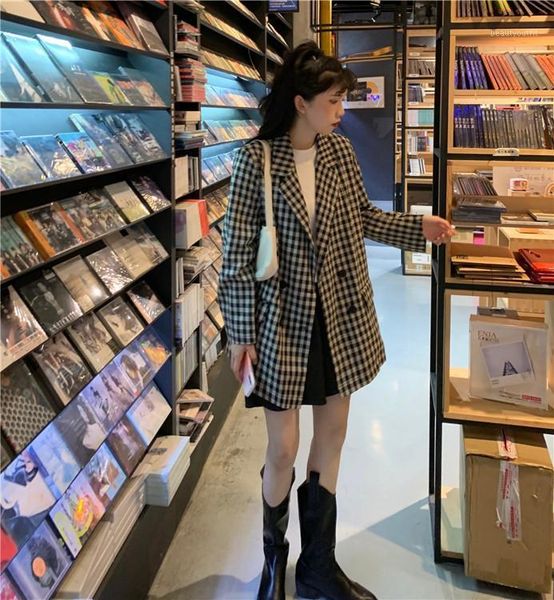 women's suits & blazers retro loose long sleeve plaid suit coat 2021 fashion korean style women winter, White;black
women's suits & blazers retro loose long sleeve plaid suit coat 2021 fashion korean style women winter, White;black